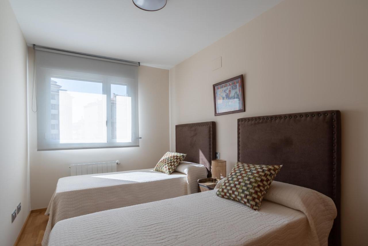 Apartamento Bulevar 2 Con Parking กัสเตญองเดลาปลานา ภายนอก รูปภาพ